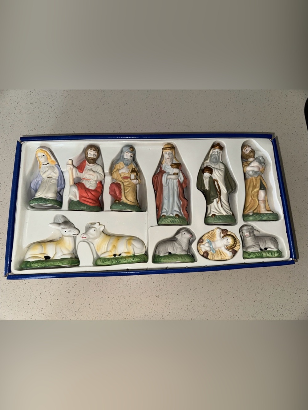 Vintage 1980s Zellers hand painted porcelain nativity set